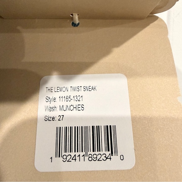 Mother snacks The Lemon Twist Sneak size 27 wide leg jeans - Picture 6 of 7